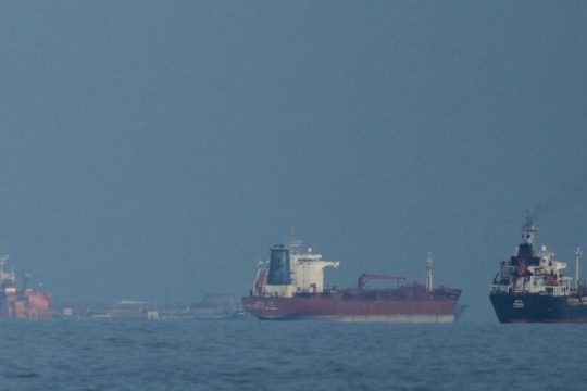 Στενά του Ορμούζ: η Ελλάδα φαίνεται παρούσα - αλλά με ποια επιρροή;